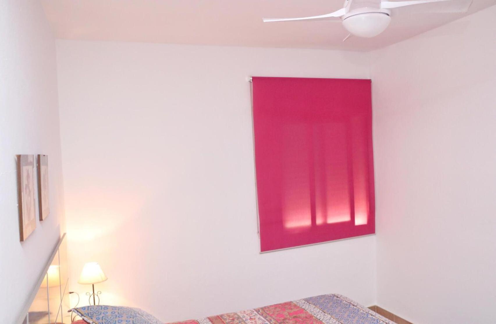 קוניל דה לה פרונטרה Apartamento Central Cerca De La Playa מראה חיצוני תמונה